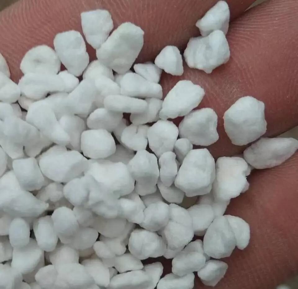 珍珠岩怎么选型，看懂容重粒径不花冤枉钱